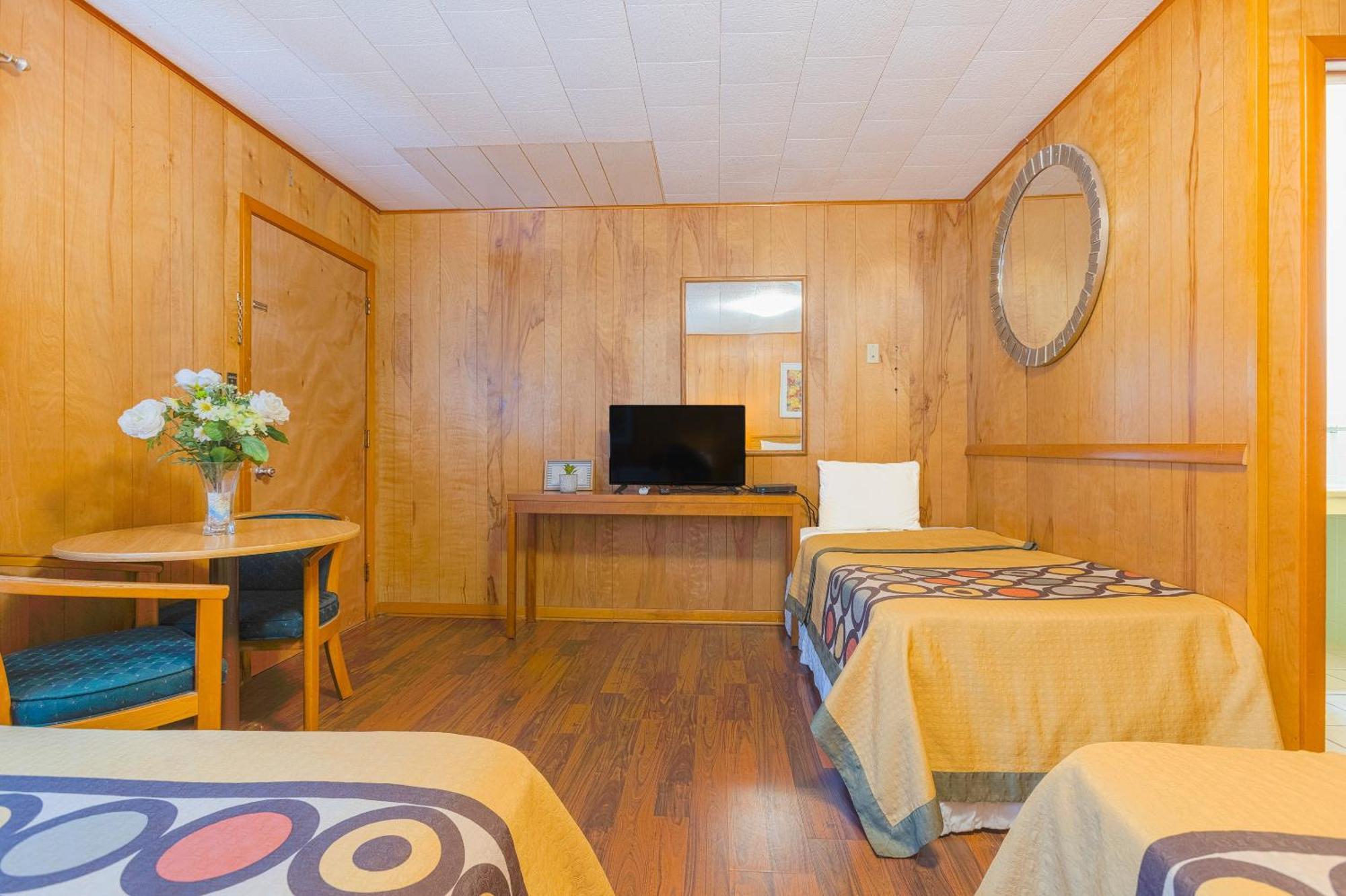 Parkside Motel By Oyo Meadville Conneaut Lake Conneaut Lakeshore Εξωτερικό φωτογραφία