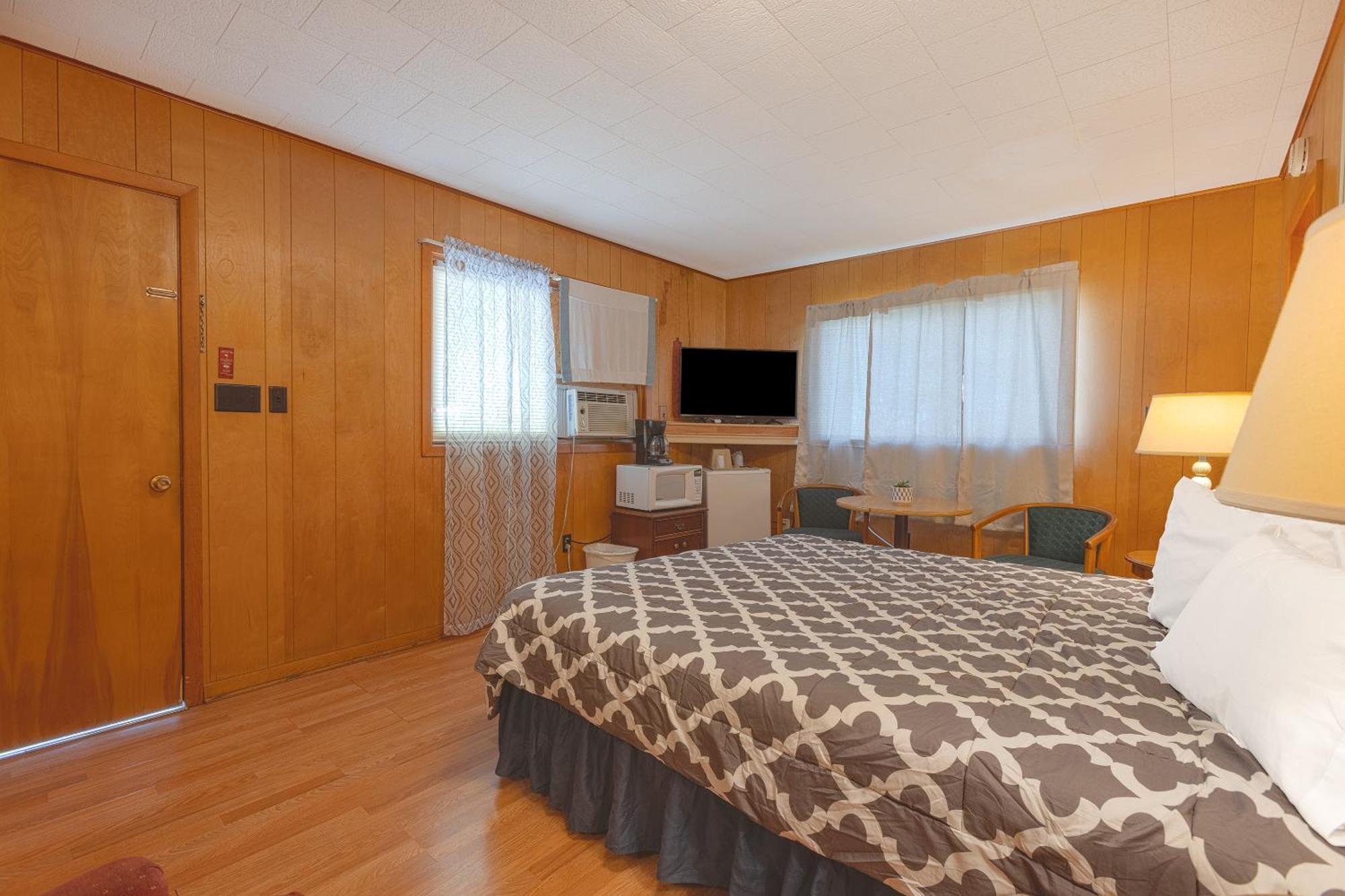 Parkside Motel By Oyo Meadville Conneaut Lake Conneaut Lakeshore Εξωτερικό φωτογραφία
